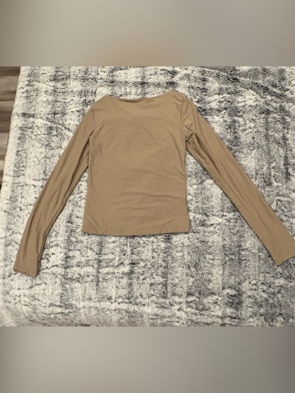 wild fable Long Sleeve Crewneck Top in Tan